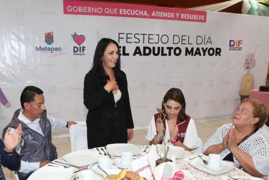 Honra Gaby Gamboa legado de los abuelos en Metepec