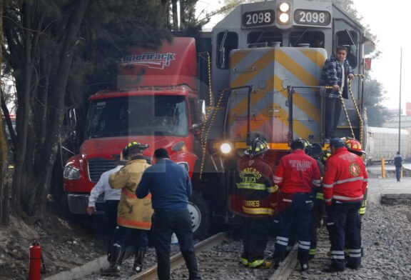 Le intenta ganar al tren y pierde la vida