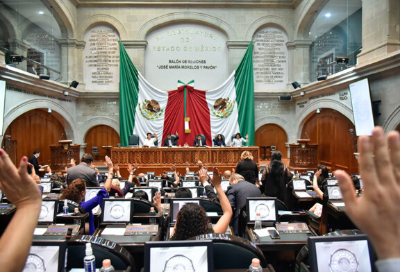 Reconoce AMLO a la legislatura mexiquense y 16 congresos por aprobar reforma constitucional