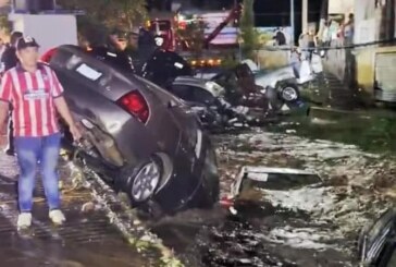 EMERGENCIA al Sur del Edomex, más de 300 casas y vehículos son arrastrados por desbordamiento de río en Tejupilco