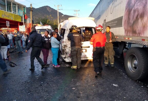 17 lesionados en accidente en la Naucalpan Toluca