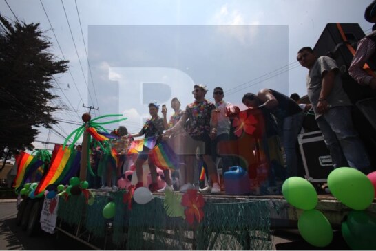 Se lleva a cabo la marcha Gay en Toluca.