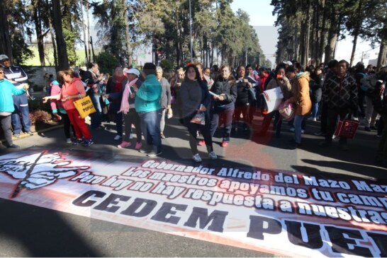 Fueron a despertar al gobernador hasta su casa, le piden que se ponga a chambear