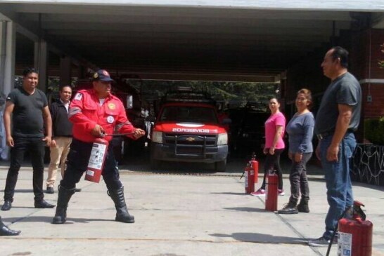 Imparte Toluca curso sobre manejo y uso de hidrantes y extintores