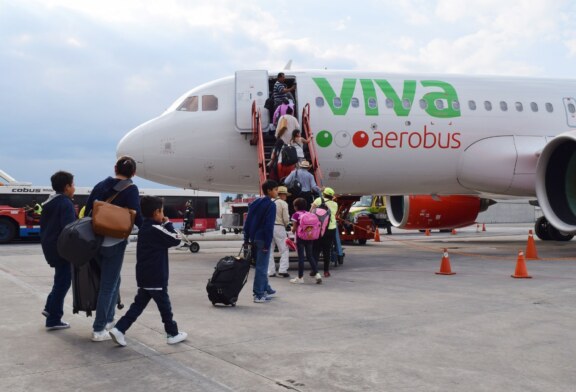 Inicia viva aerobús vuelos a Cancún y Monterrey desde el aeropuerto internacional de Toluca