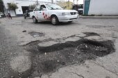 Empresarios del Edomex harán aplicable la Ley de Responsabilidad Patrimonial por afectaciones a vehículos por baches