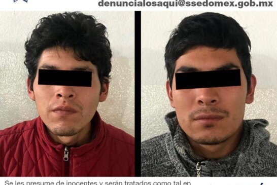 Capturan a dos personas probablemente relacionados en el homicidio de tres sujetos.