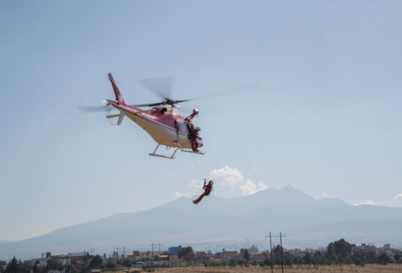 Actualizan a grupo relámpagos en rescate con grúa