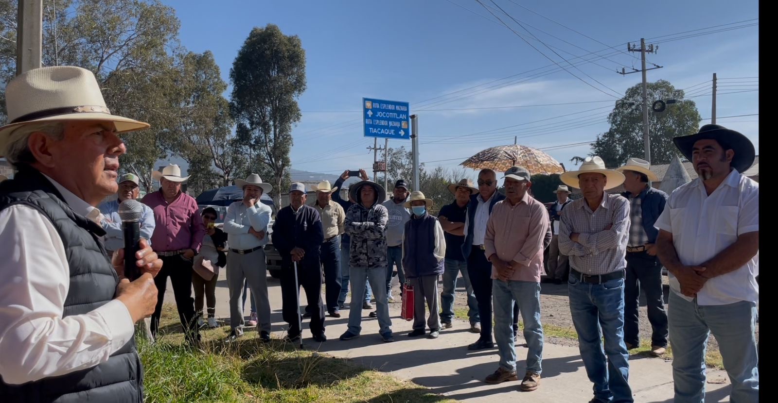 Campesinos mexiquenses exigen ajuste al precio de garantía del maíz tras reducción del 20%