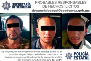 Localizan un vehículo con reporte de robo y detienen a cuatro personas a bordo, una de ellas menor de edad