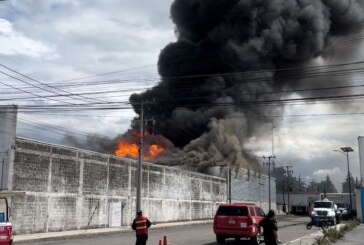 Evacuan zona industrial de Lerma por incendio.