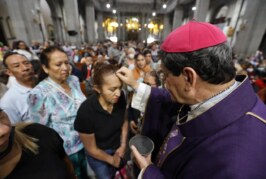 Alta Afluencia de Fieles en el Miércoles de Ceniza en Toluca