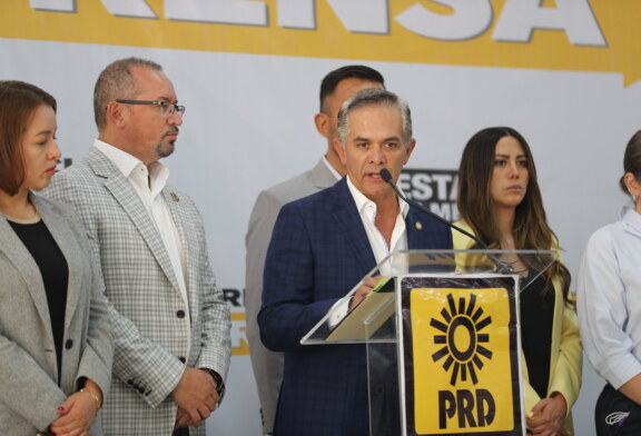 Destapa Mancera a Omar Ortega como posible candidato a la gubernatura del EDOMÉX