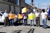 Vecinos de la Juárez en Toluca, le cierran el paso a autobuses