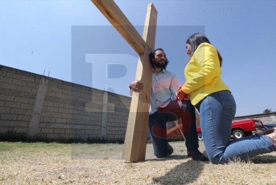 Hermanos Pichardo representarán a Jesús y María en la Pasión de Cristo en Toluca