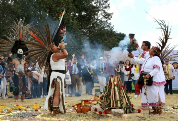 Inauguran festival del Quinto Sol con el tradicional encendido del fuego nuevo