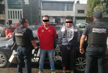 Prefirieron meterse de ratas, los captura la policía cuando tenían a una familia amarrada en su casa