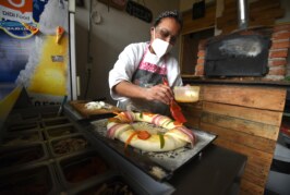 Frank’s Pizza Shop reinventa la Rosca de Reyes con rellenos de carne en Metepec