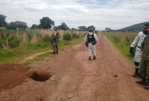 Localiza FGJEM dos tomas clandestinas de hidrocarburo en Tepetlaoxtoc