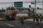 Choque entre tren y pipa de gasolina genera caos en Zona Industrial