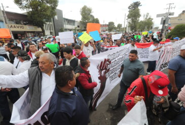Se manifiestan en la Fiscalía por fabricación de carpetas, exigen atención en Ecatepec