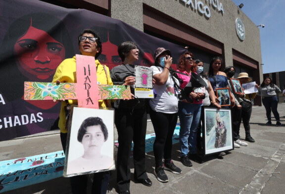 Rechazan disculpa pública de la FGJEM familias de víctimas de feminicidio y desapariciones