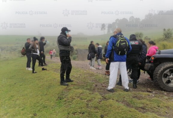 Policía de alta montaña localizan a más de 30 personas extraviadas en le nevado de Toluca
