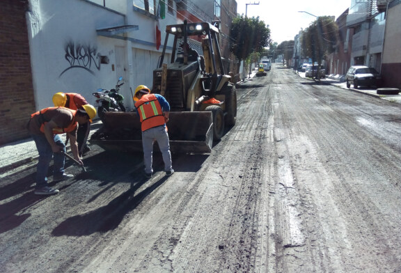 Inicia repavimentación de Santos Degollado en la capital mexiquense