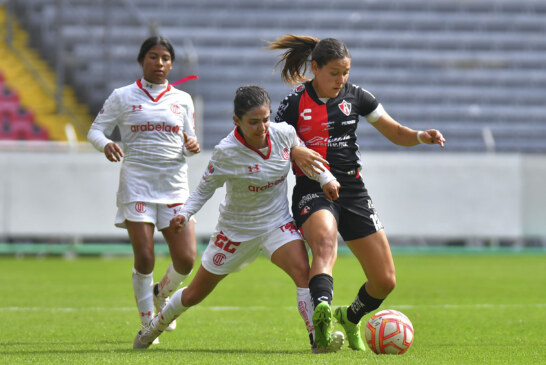 las Diablas empataron 2-2 en su visita a las Rojinegras del Atlas