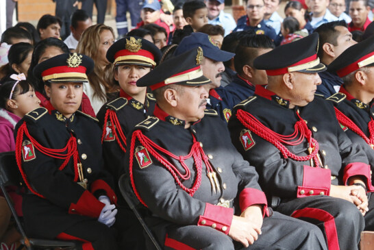 Con emotiva fiesta celebran en Toluca a los  Bomberos