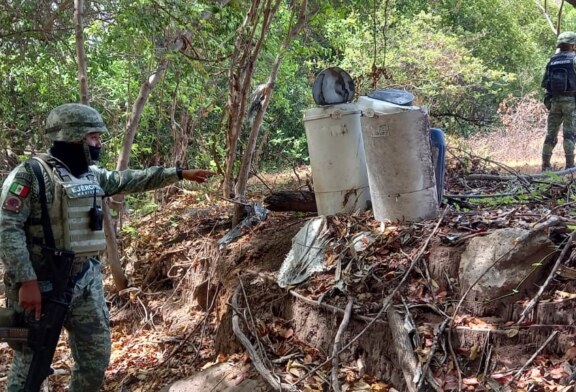 Ejército Mexicano asegura tres laboratorios clandestinos en Sinaloa