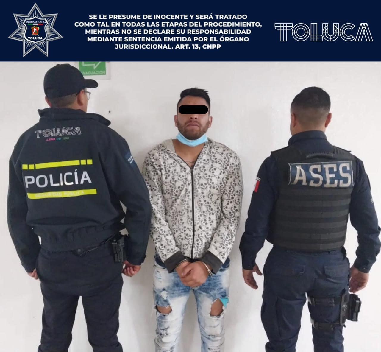 Detienen en Toluca a ladrón, ya contaba con antecedentes penales.