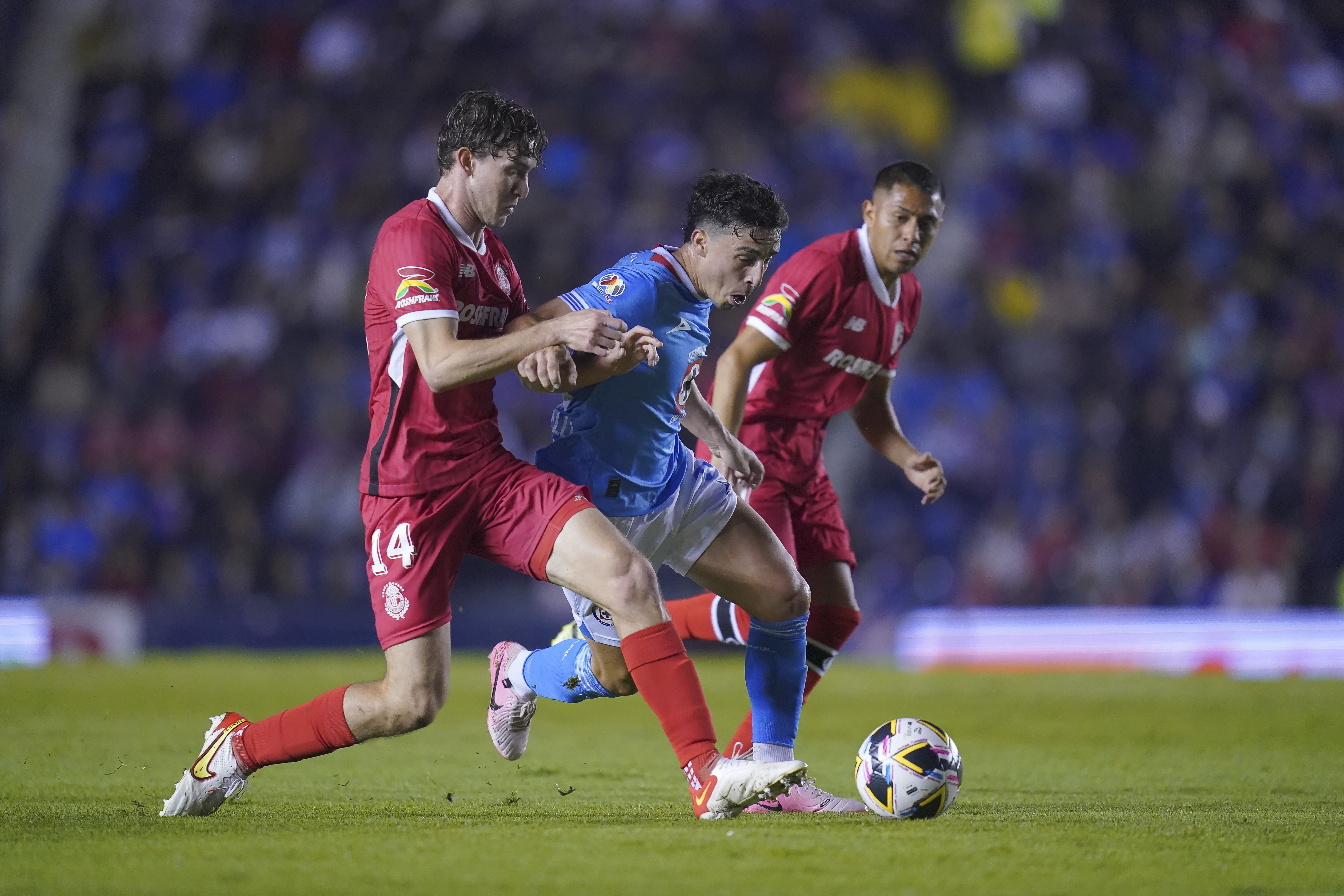 Toluca FC ofreció gran juego ante Cruz Azul y tuvo la ventaja, pero con gol sobre el final, La Máquina le arrebató un punto a los Diablos: 1-1 en partido de la Jornada 4