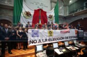 Diputados toman tribuna para denunciar elección de estado