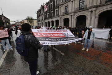 Estudiantes de la Universidad Politécnica de Otzolotepec se van a paro.