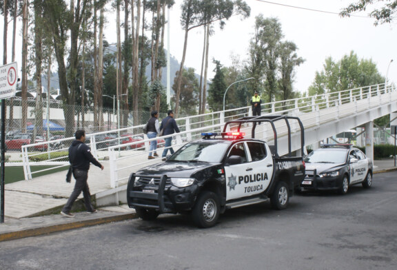 Aplica Policía de Toluca vigilancia especial en inmediaciones de planteles de la UAEMéx
