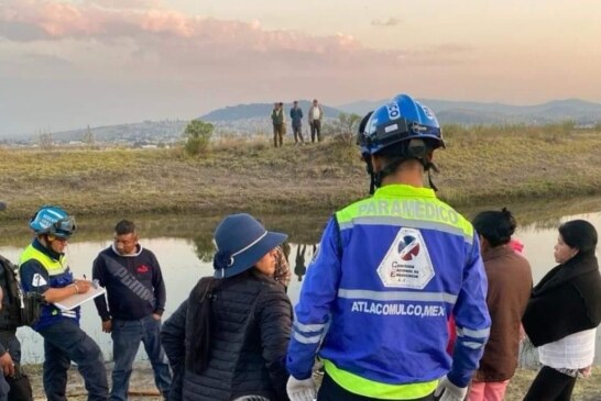 Tragedia en San Juan Coajomulco: dos menores pierden la vida al caer en un bordo.