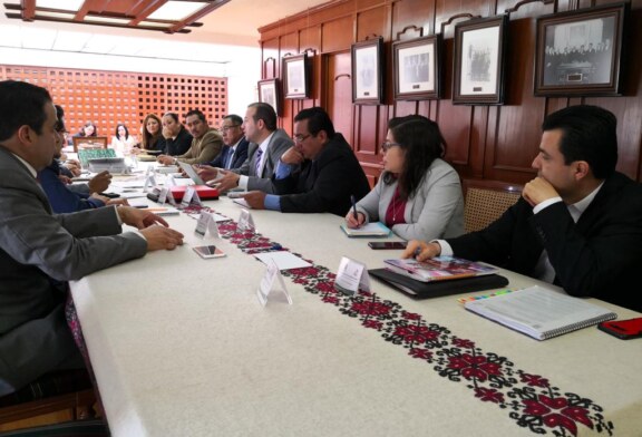 Continúan en Toluca trabajos de Entrega-Recepción de la administración municipal