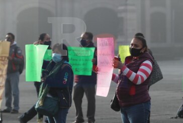 Le reclaman trabajadores del seguro popular a Alfredo del Mazo que cumpla su palabra