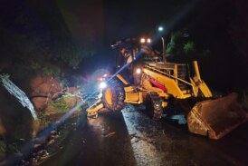 Cierran la carretera Atlacomulco-Temascalcingo por deslave; piden usar vías alternas