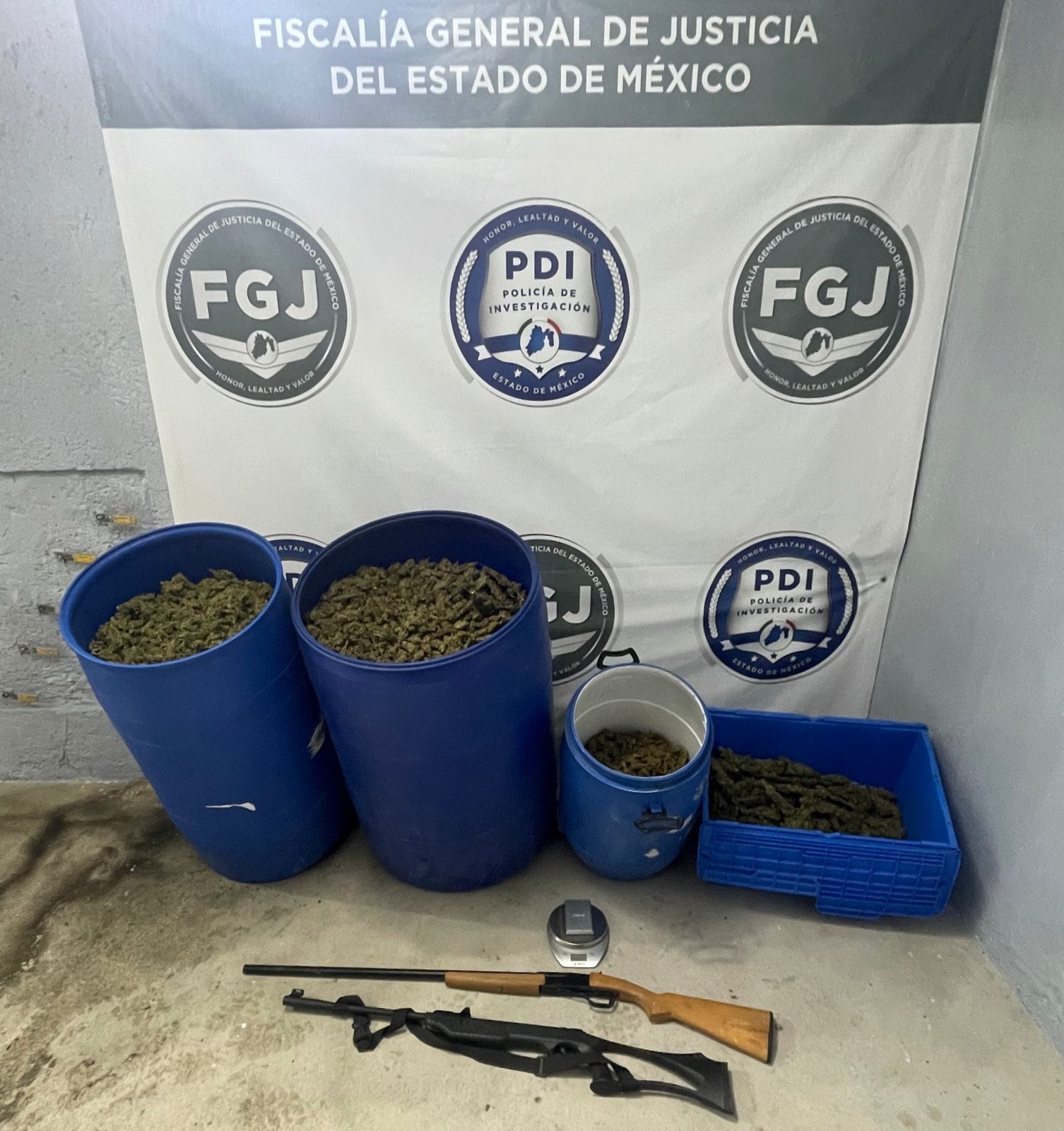 Aseguran 90 kilos de narcóticos en Metepec