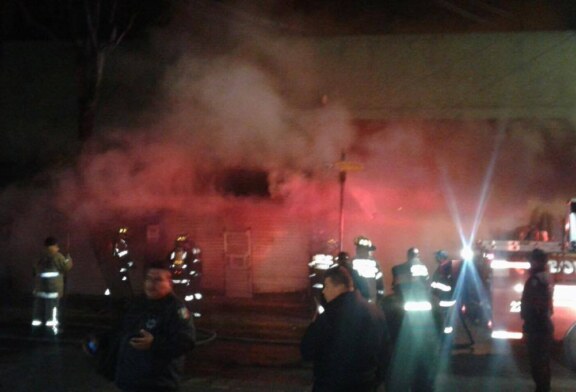 Atiende H. Cuerpo de Bomberos de Toluca incendio en la colonia Santa Clara